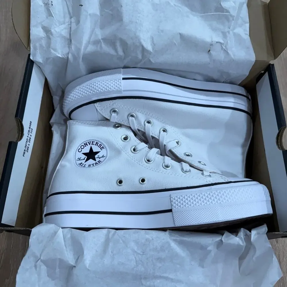 NIB • Chuck Taylor All Star Lift Platform Canvas Size: 7.5